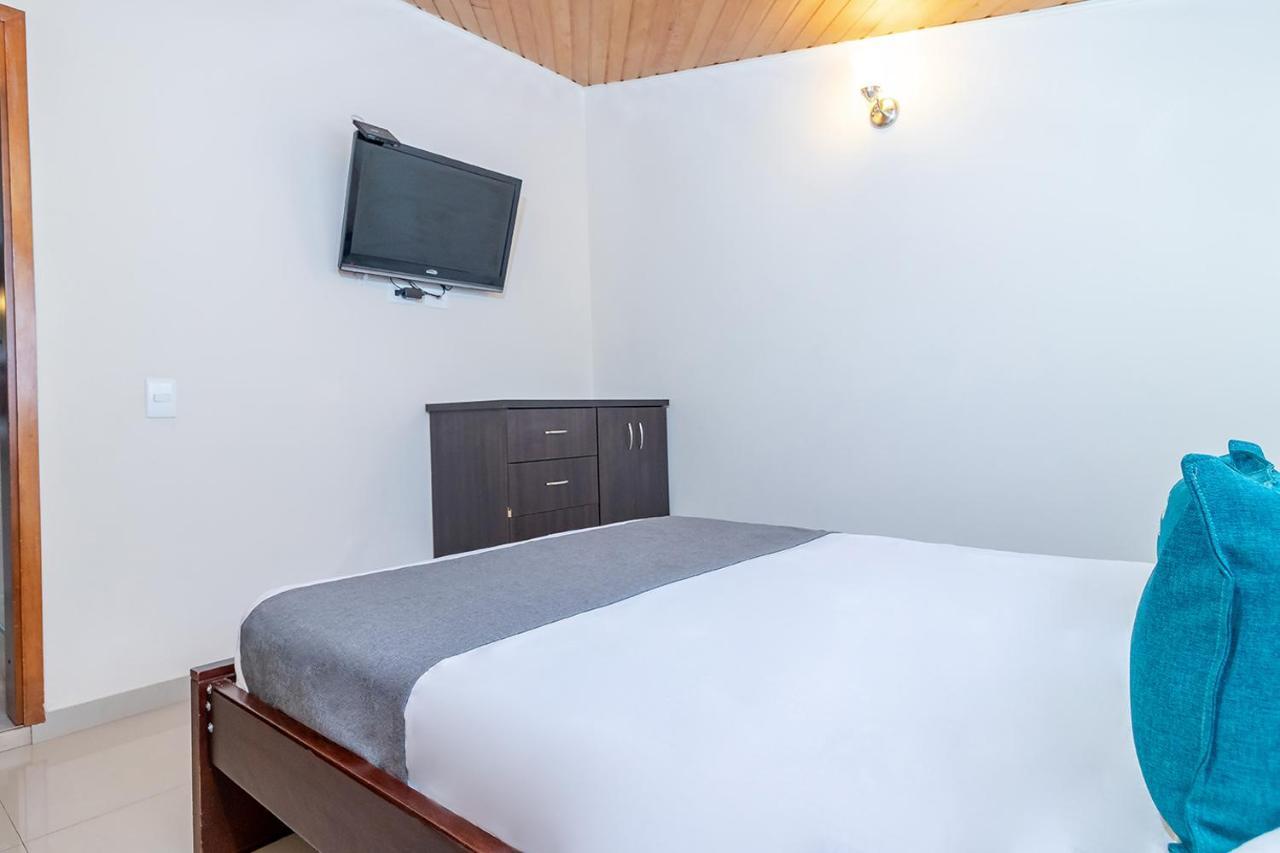 Hotel Nabusimake Modelia Богота Екстер'єр фото